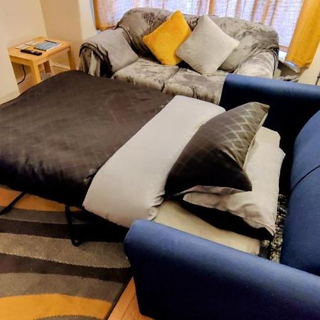 Rhubarb Terrace On The Coast - Sleeps 1-6 Villa Colwyn Bay Esterno foto