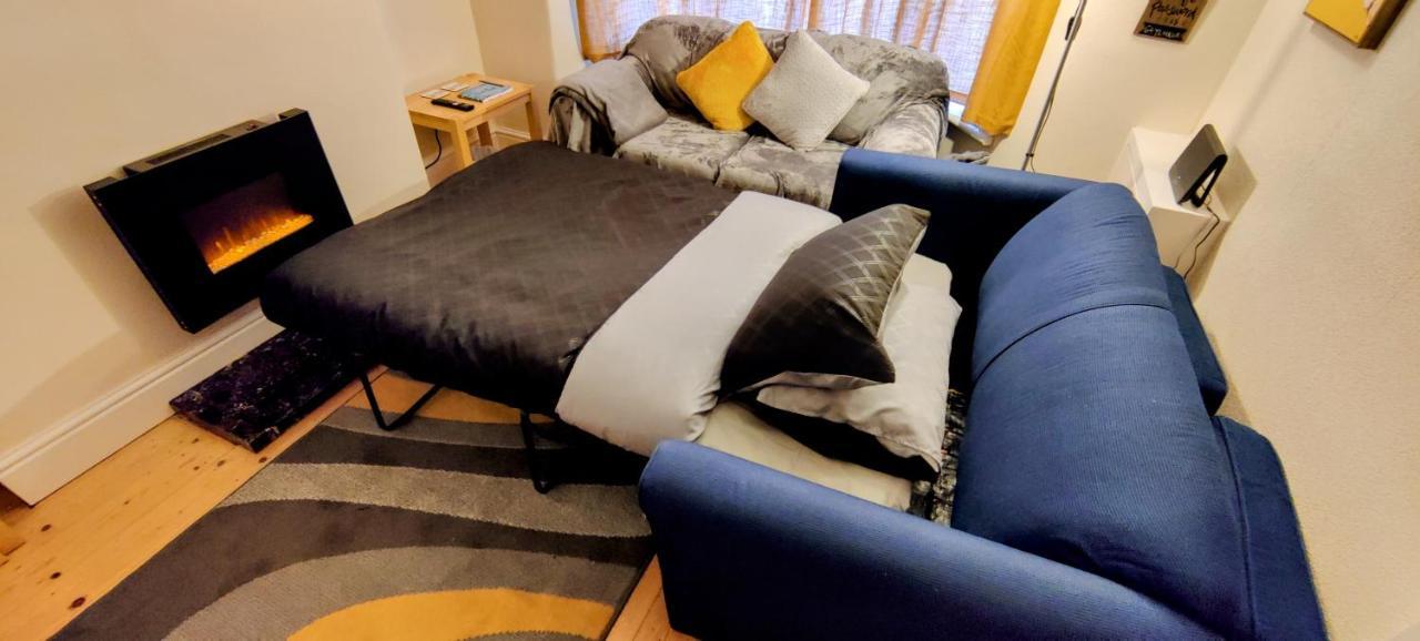Rhubarb Terrace On The Coast - Sleeps 1-6 Villa Colwyn Bay Esterno foto